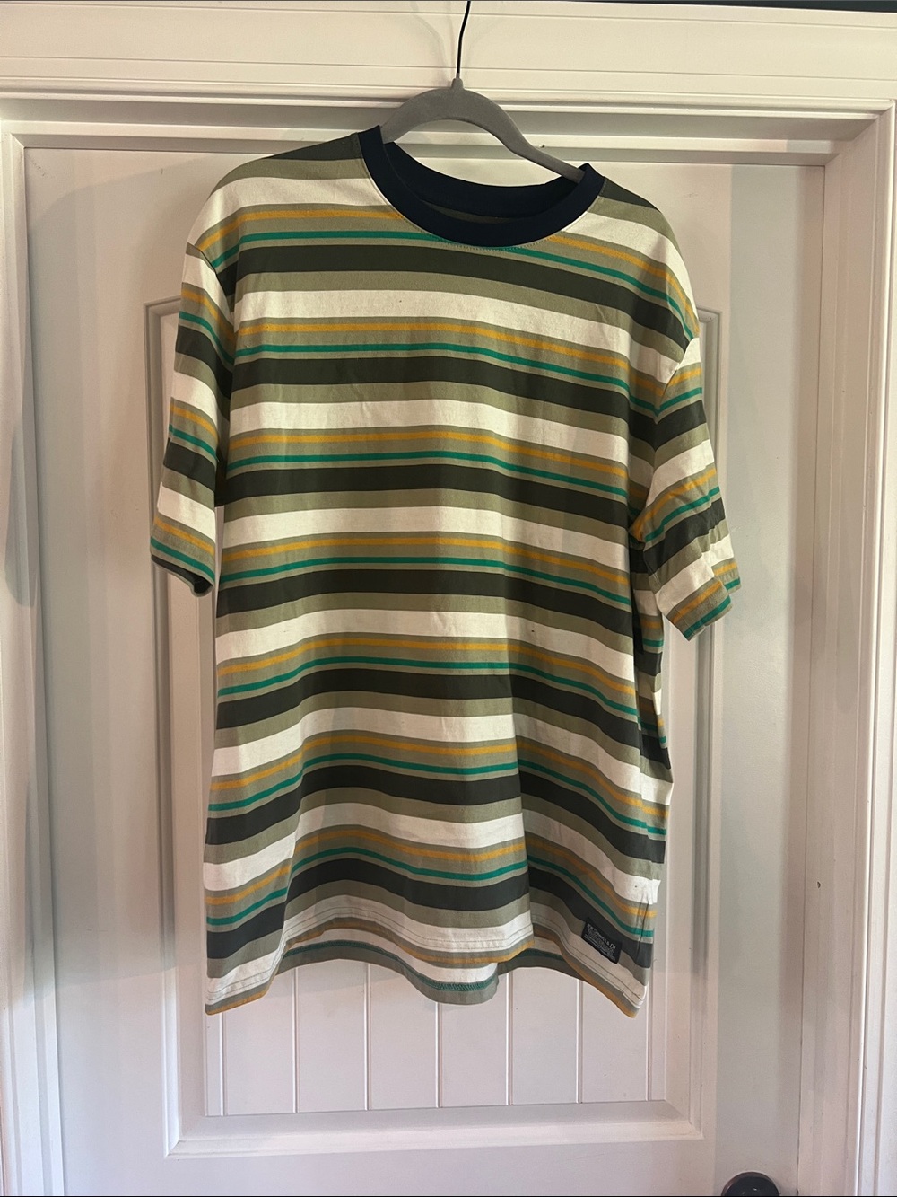 Levi’s Men’s Oversized Striped T-Shirt Size Large Retro Skate Tee